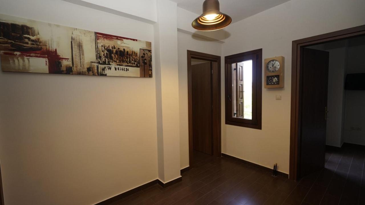 Villa Faihs Afissos Bagian luar foto